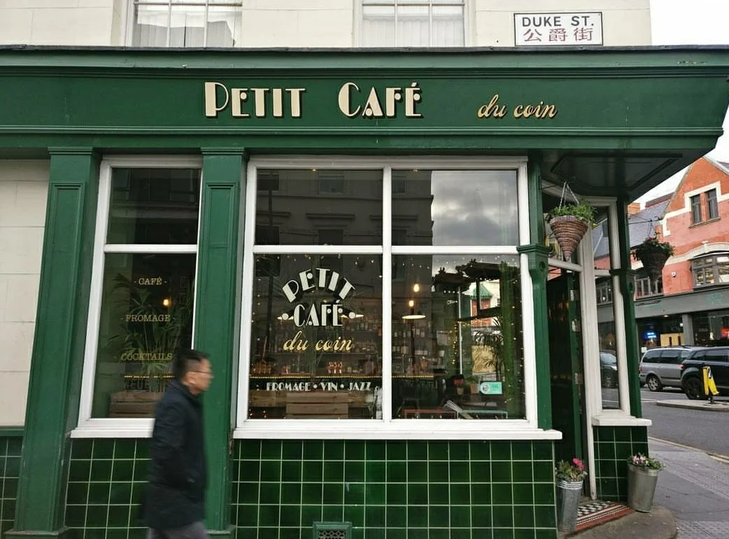 Petit Cafe Du Coin