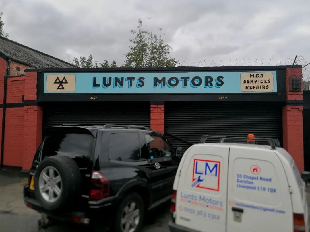 Lunts Motors.

My luck with anything with wheels is terrible so on one of my many visits to my local garage I told them that their signs were crap and that I could sort them out. New branding design drawn by hand to give a traditional yet fresh feel 