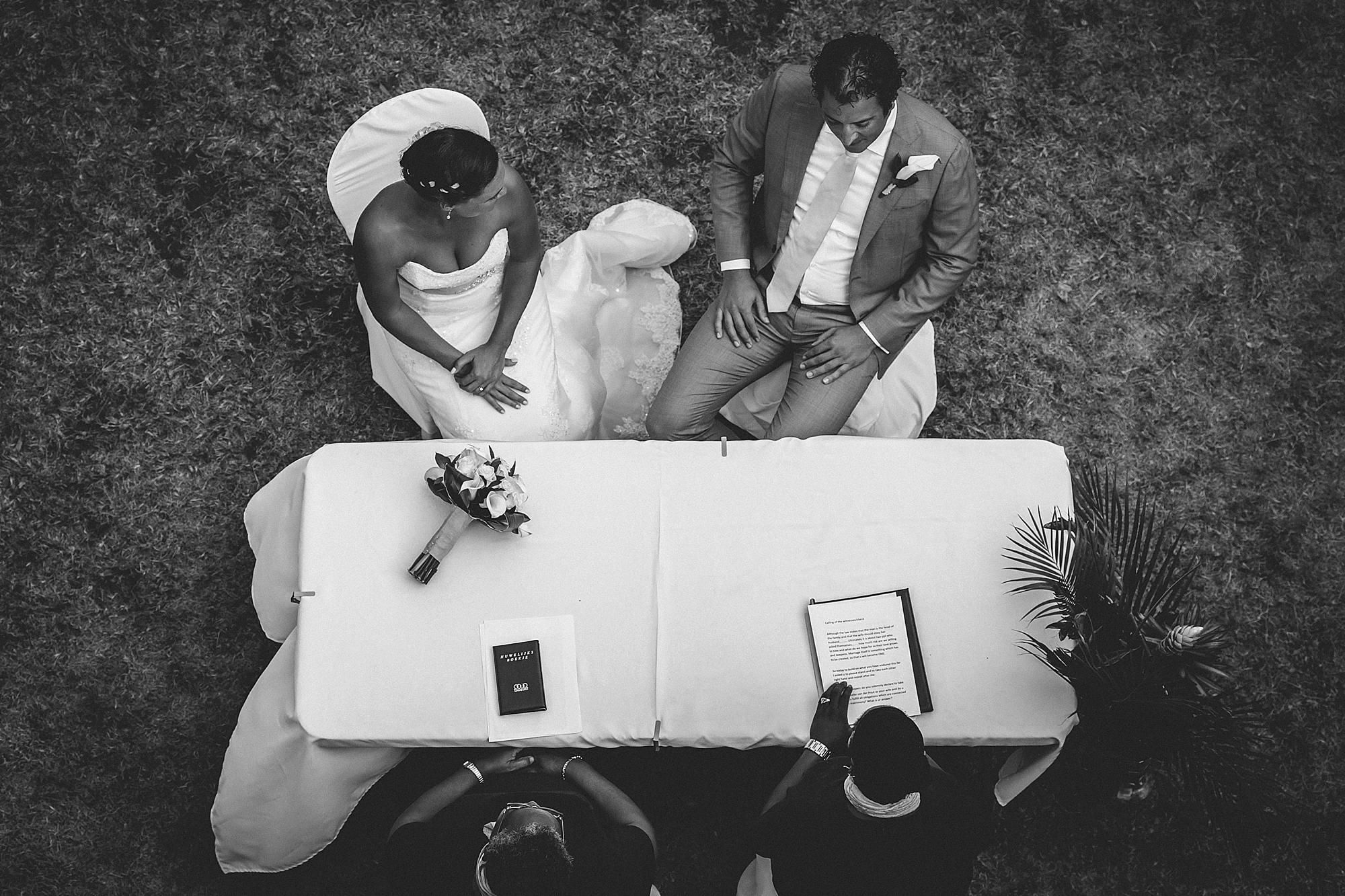 best-men-weddings-photographer-destination-wedding-sint-eustatius-old-gin-house_0782.jpg