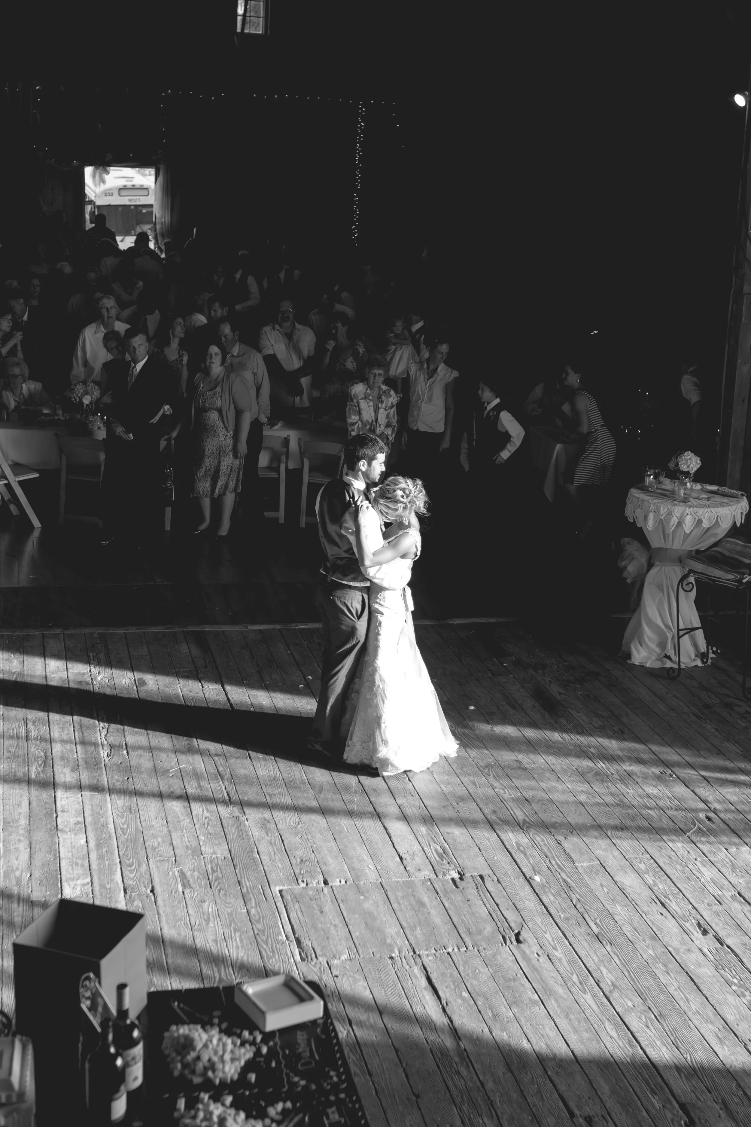 Ashley_Joe_Rustic_Wedding-37.jpg