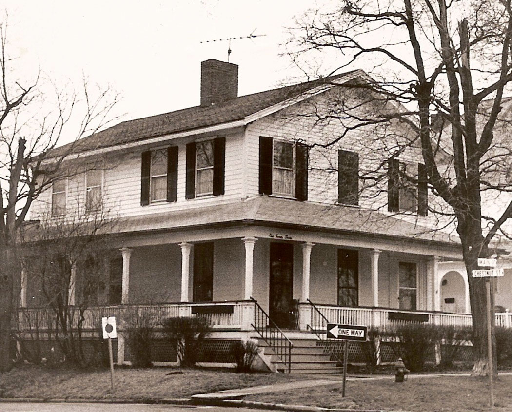 1974 Courtesy of APOG