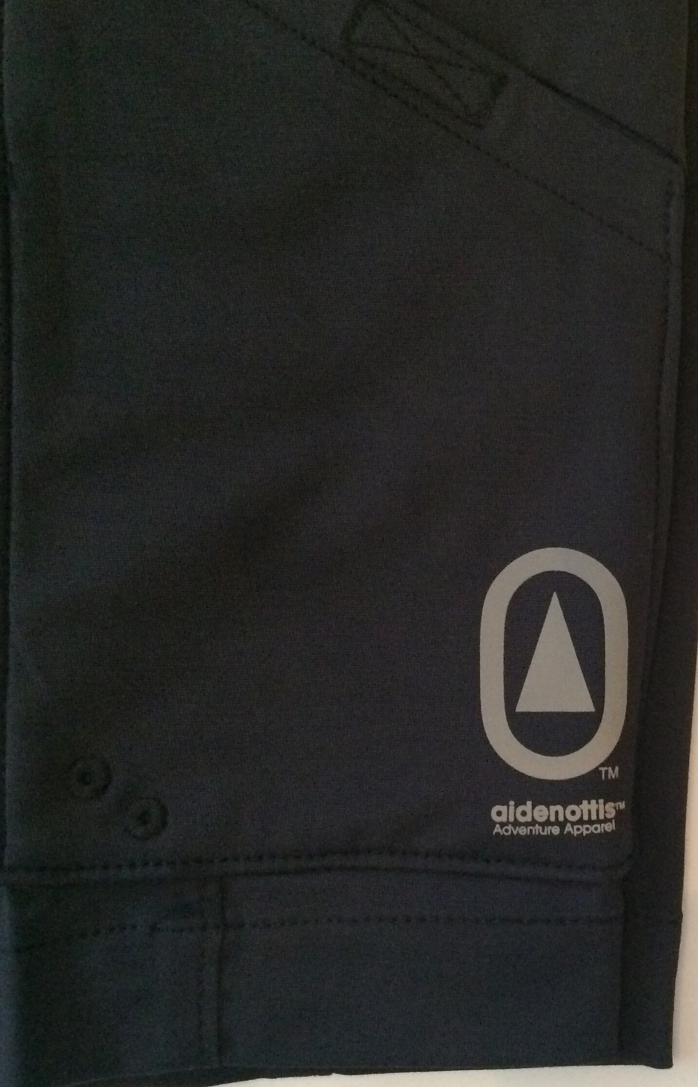 MARMORA TACKLE SHORT Logo jet black.JPG