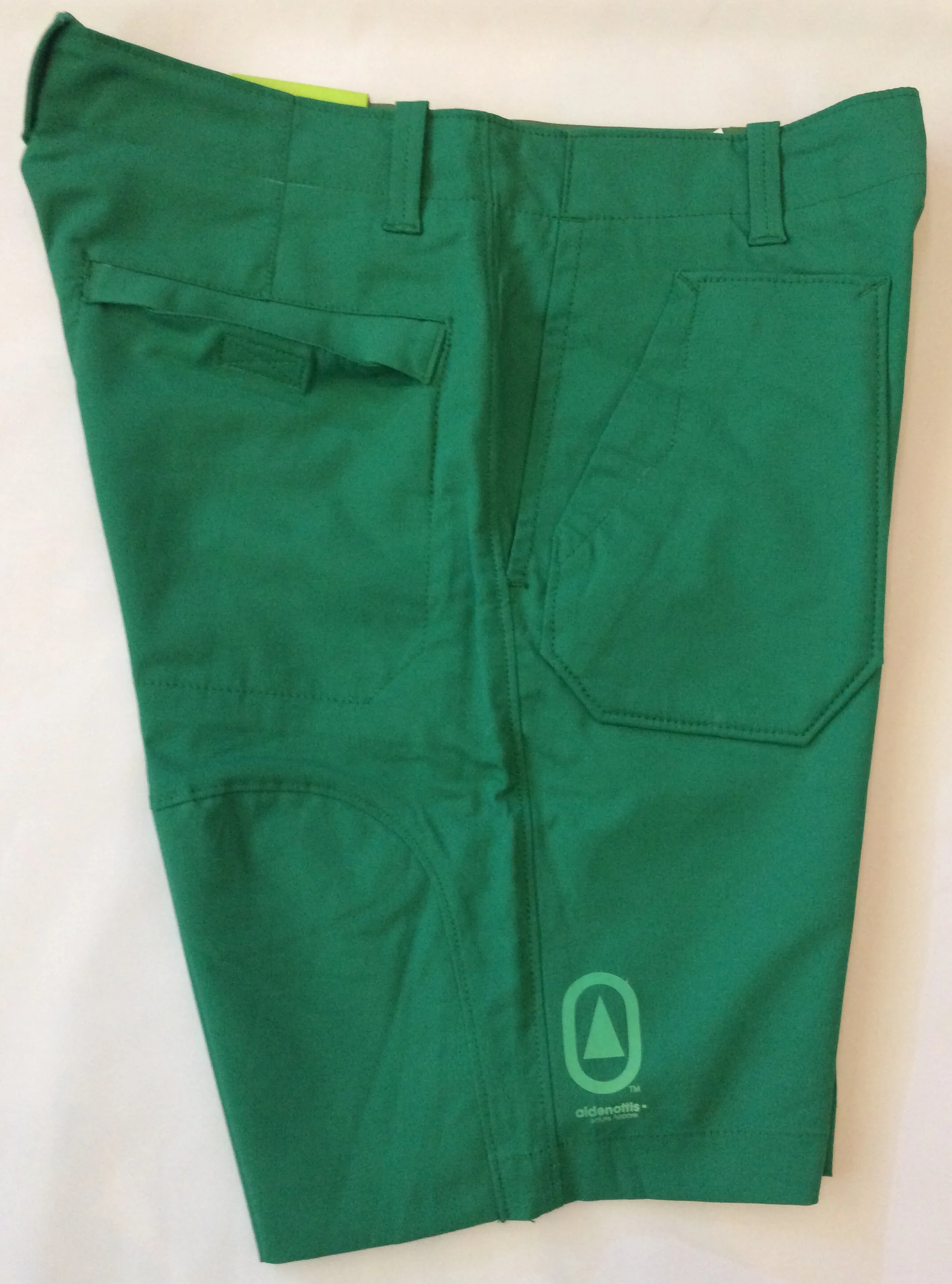 ECHO SHORT Side view jelly bean.JPG