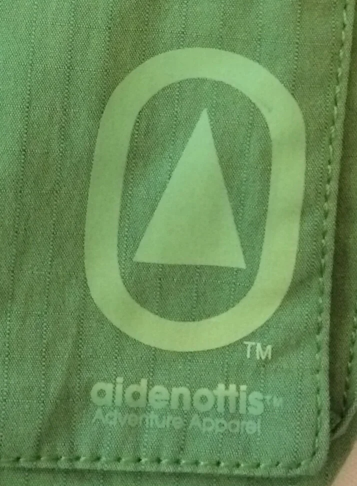 TECHNICIAN CARGO SHORT Logo english ivy.JPG