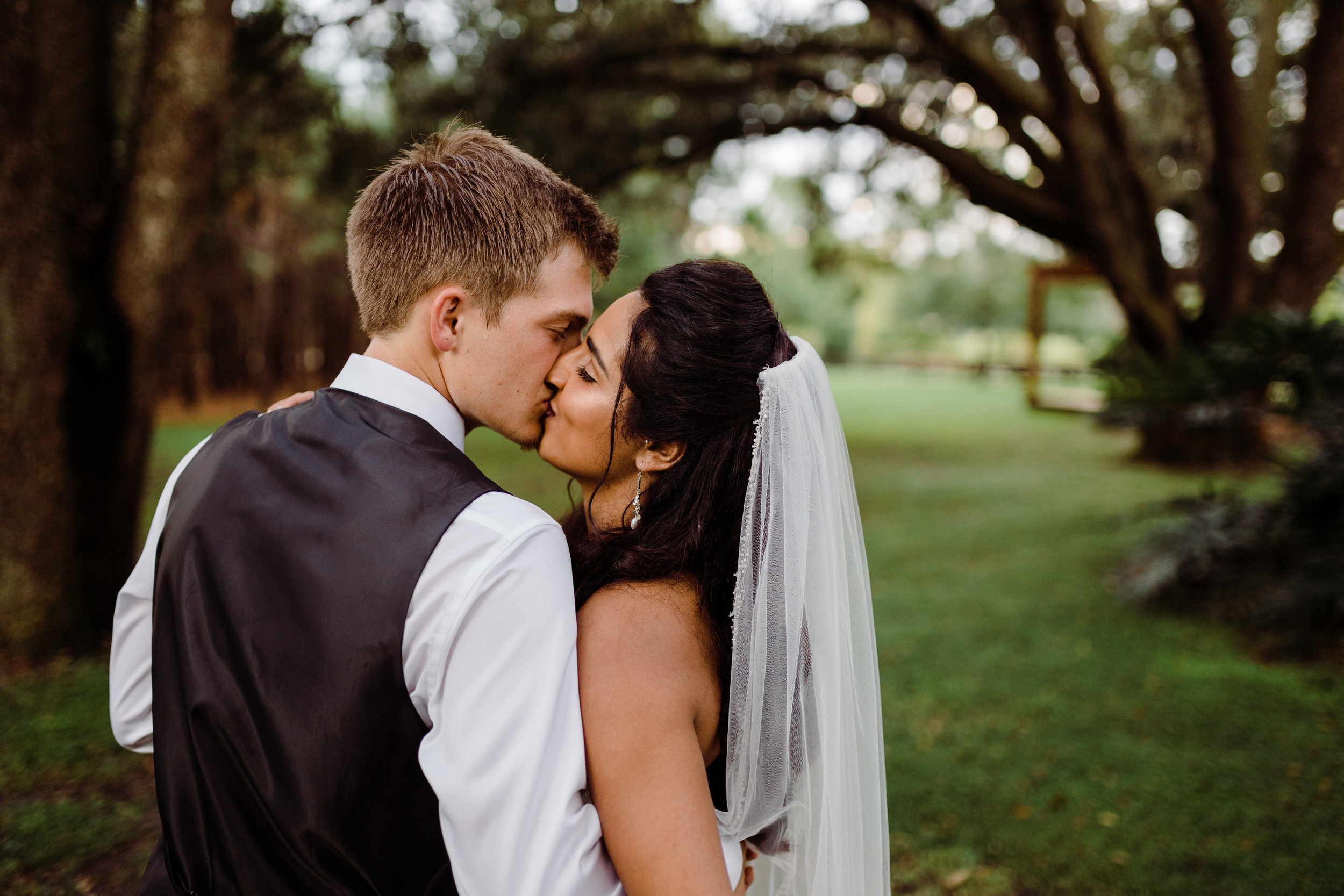 2017.10.08 Zach and Ashley Courson Wedding Club Lake Plantation (581 of 1079).jpg