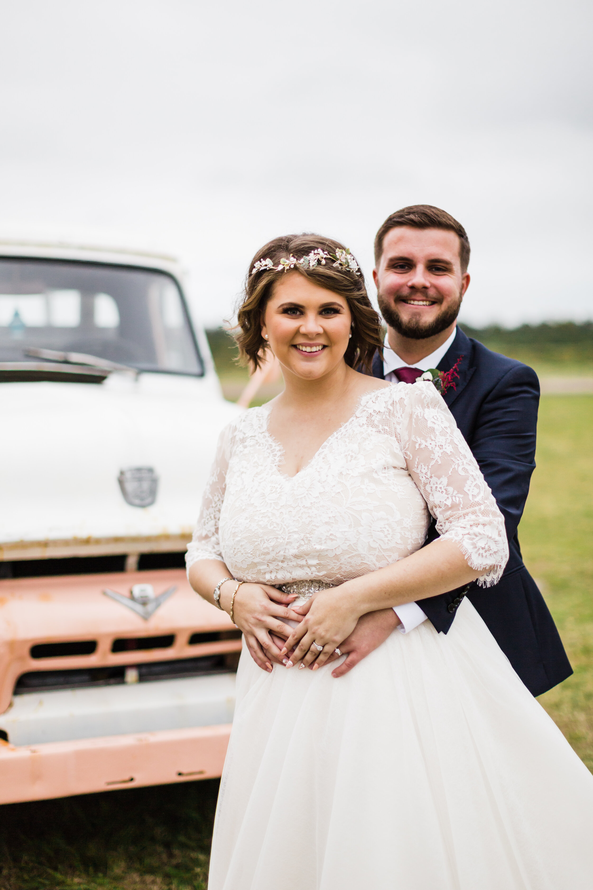 Katie and Shayn Ever After Farms Sneak Peeks - The Hornes Photo