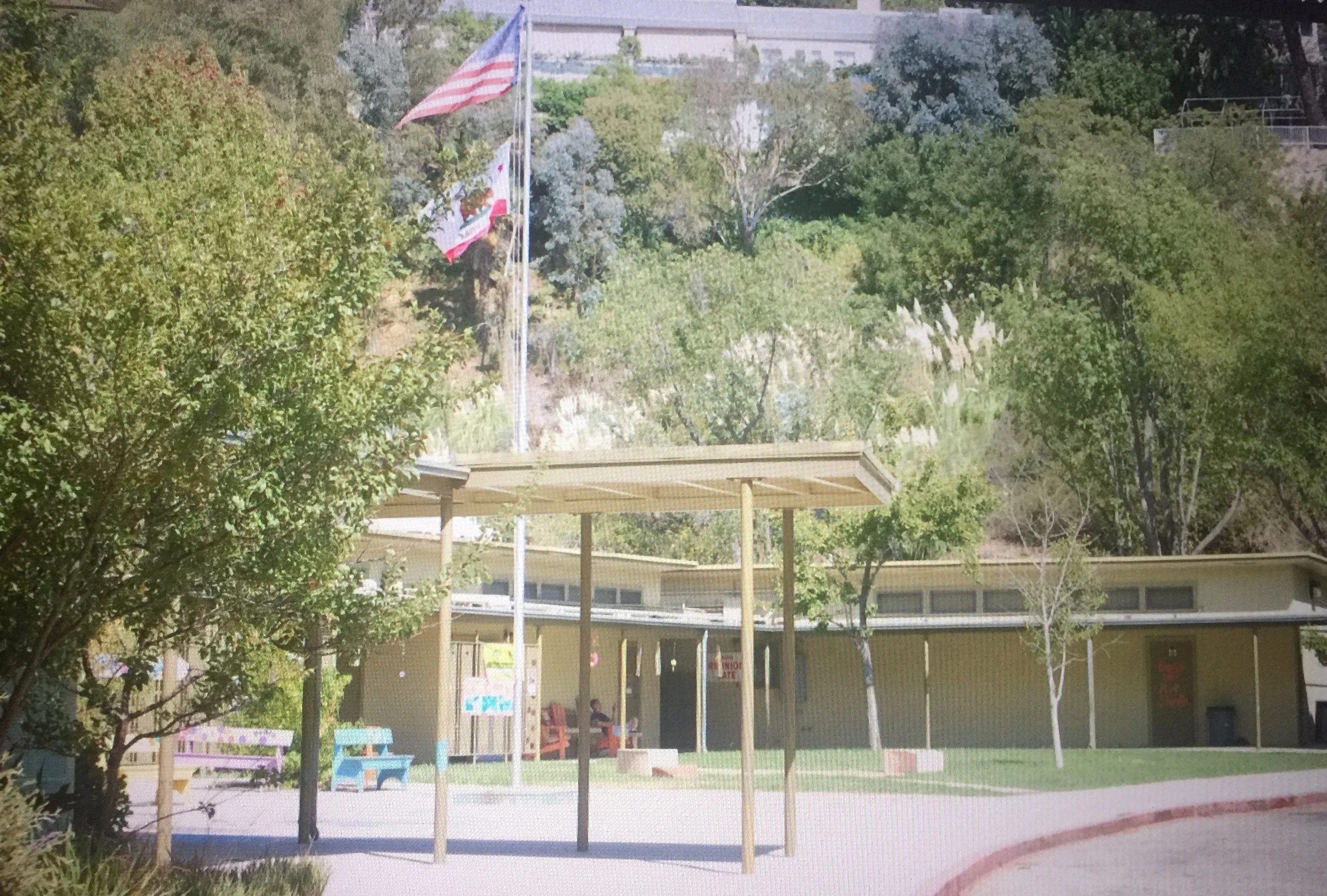 Community magnet charter school