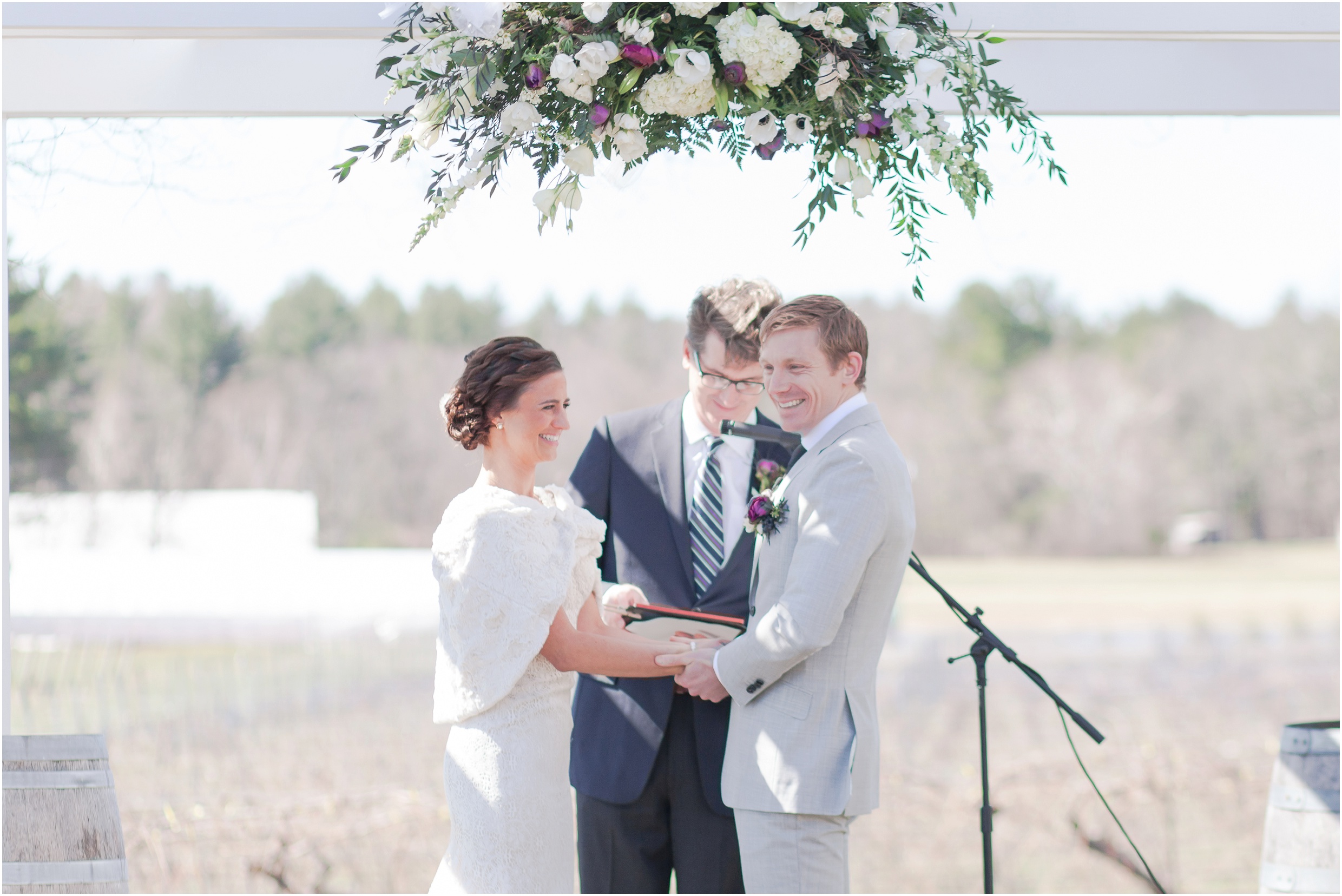 Southern New Hampshire Wedding Photographer | New Hampshire Vineyard Wedding Flag Hill Winery | Amy Brown Photography