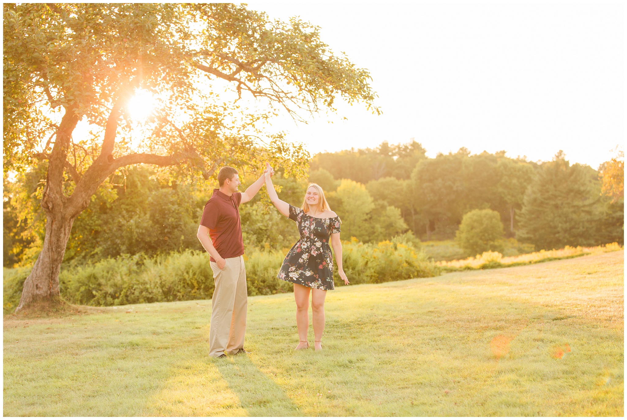 Seacoast-New-Hampshire-Wedding-Engagement-Photographer-Wagon-Hill-Farm-Durham-NH-Outdoors