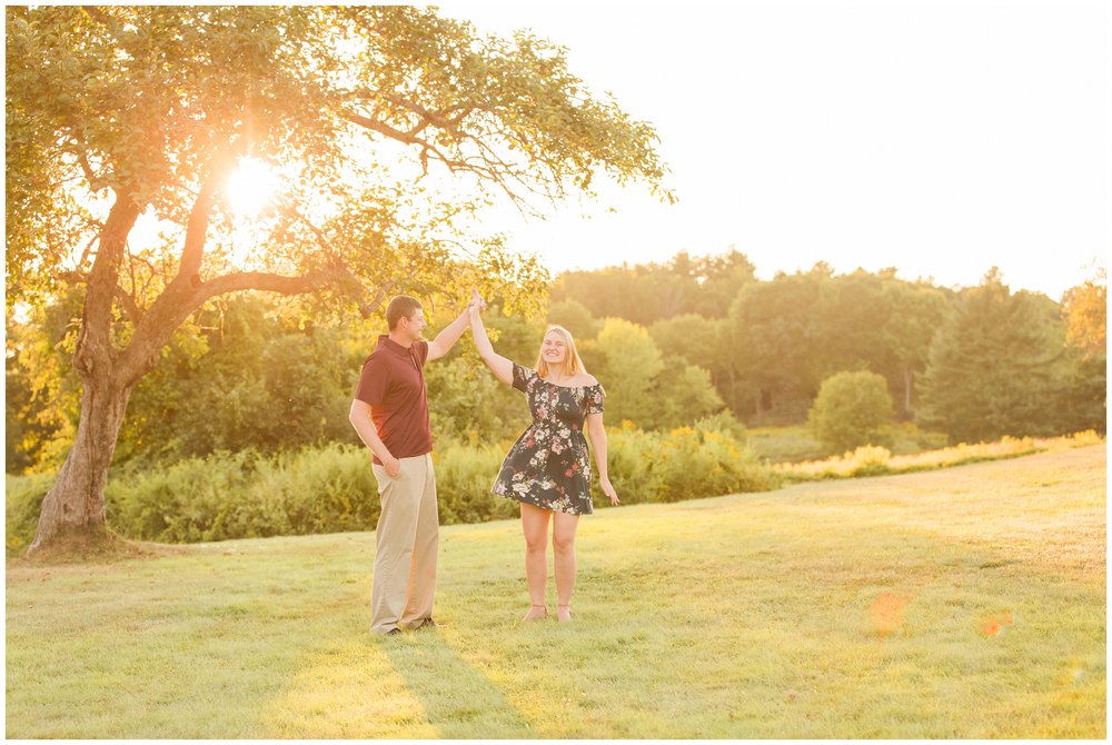 Seacoast-New-Hampshire-Wedding-Engagement-Photographer-Wagon-Hill-Farm-Durham-NH-Outdoors