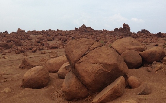  Lanai's Garden of the Gods