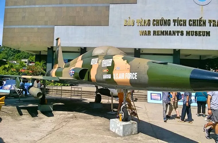 War Remnants Museum (District 1) - Cost $0.75 - The museum comprises a series of themed rooms in several buildings, with period military equipment placed within a walled yard. One building reproduces the "tiger cages" in which the South Vietnamese government kept political prisoners. Other exhibits include graphic photography, covering the effects of Agent Orange and other chemical defoliant sprays, the use of napalm and bombs, and war atrocities such as the My Lai massacre. Curiosities include a guillotine and three jars of preserved human fetuses deformed by exposure to Agent Orange.