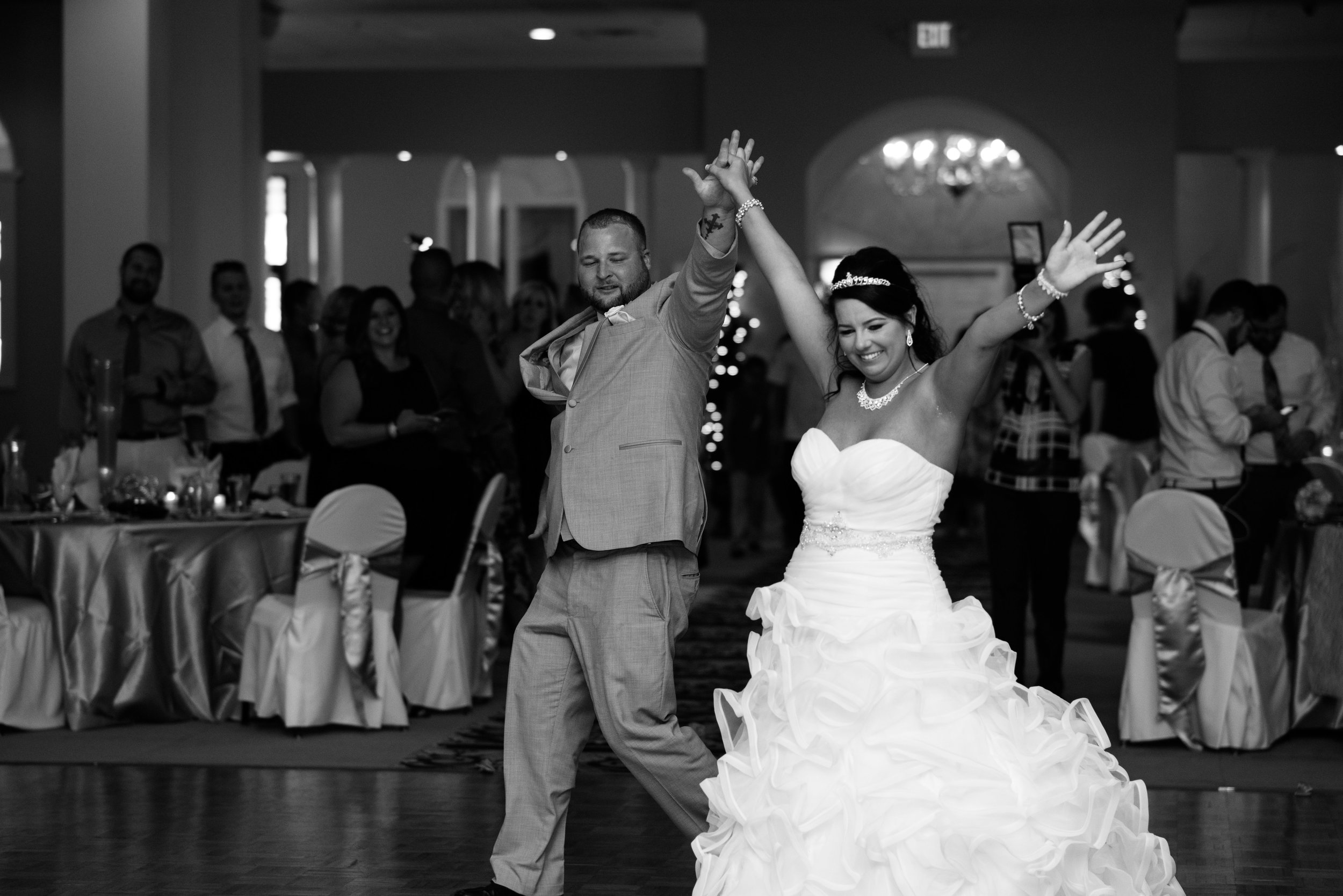 toledo ohio wedding photographer-21.jpg