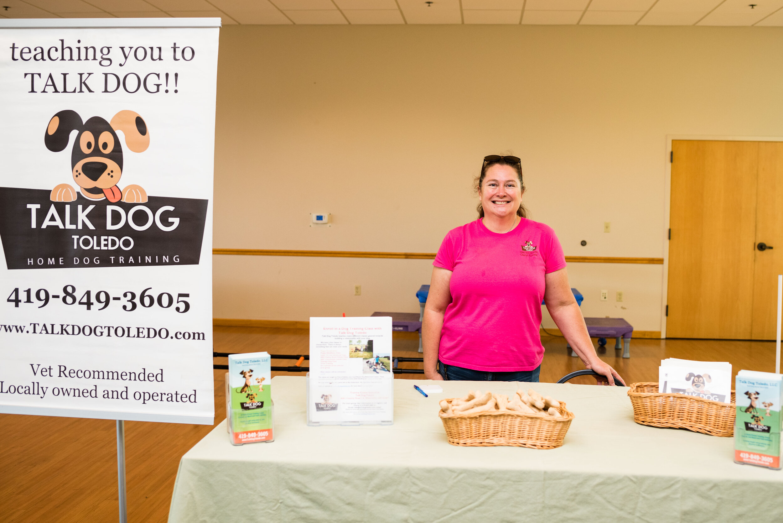 toledo area pet photography pet adoption-15.jpg