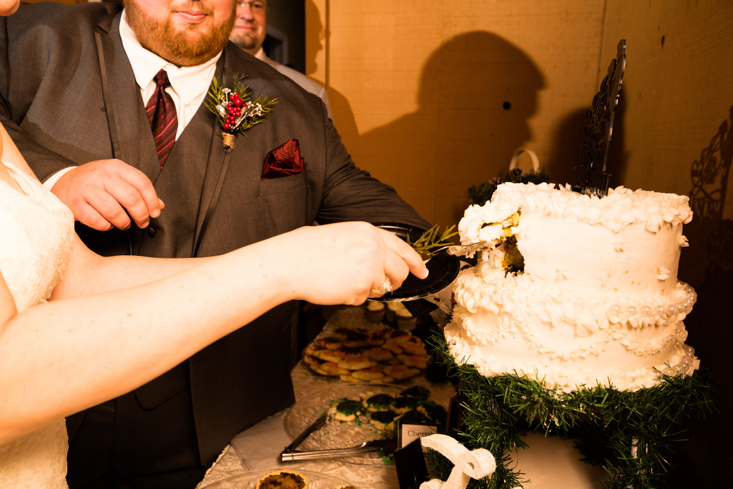 cake cutting in toledo ohio