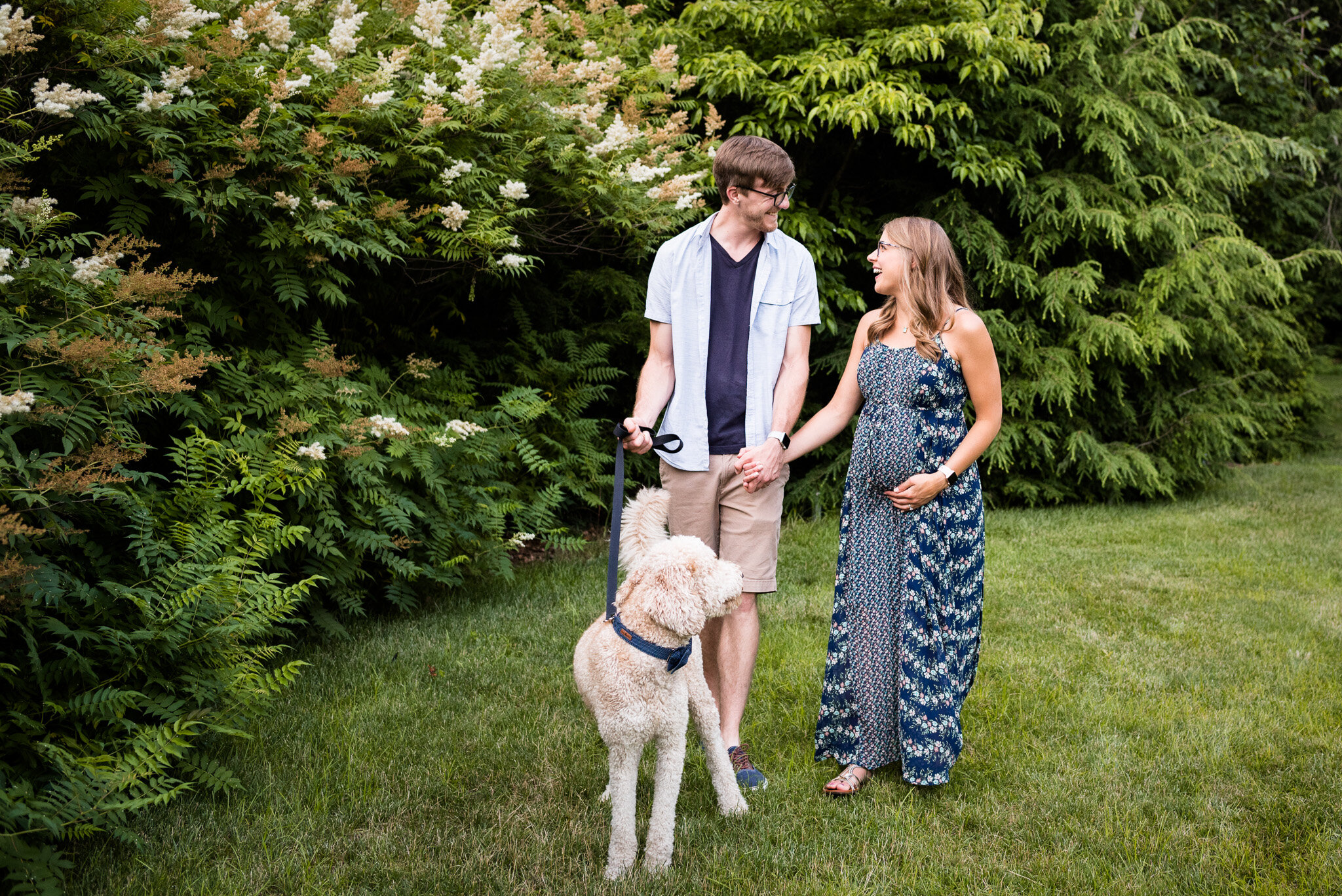 maternity photos with pets