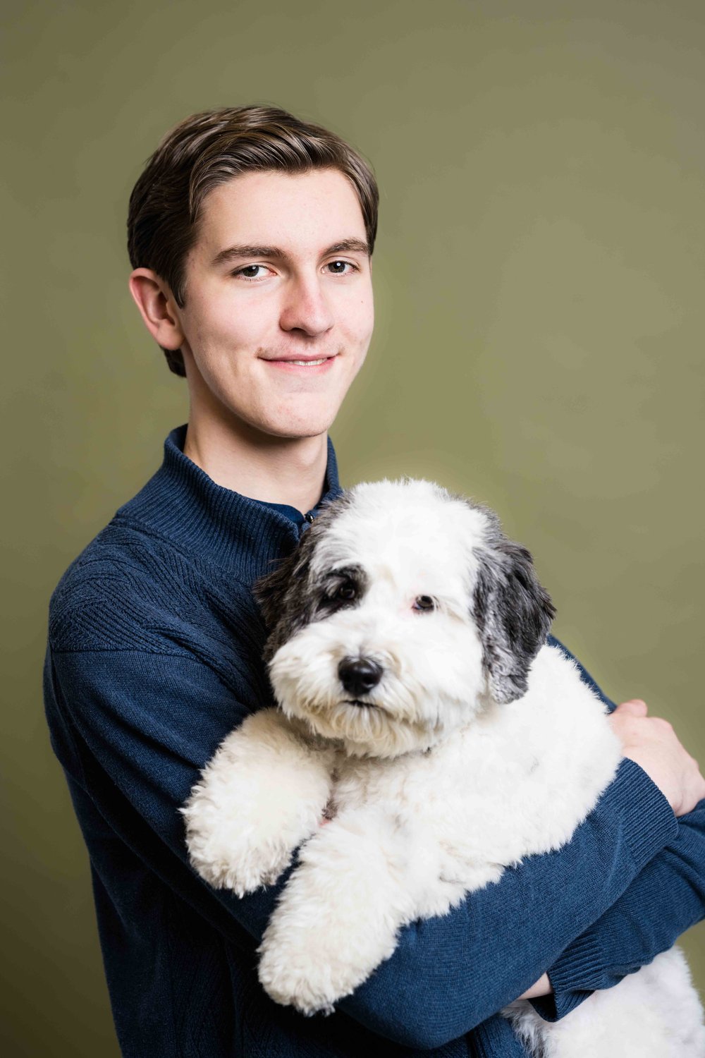 toledo ohio senior portraits with dog 