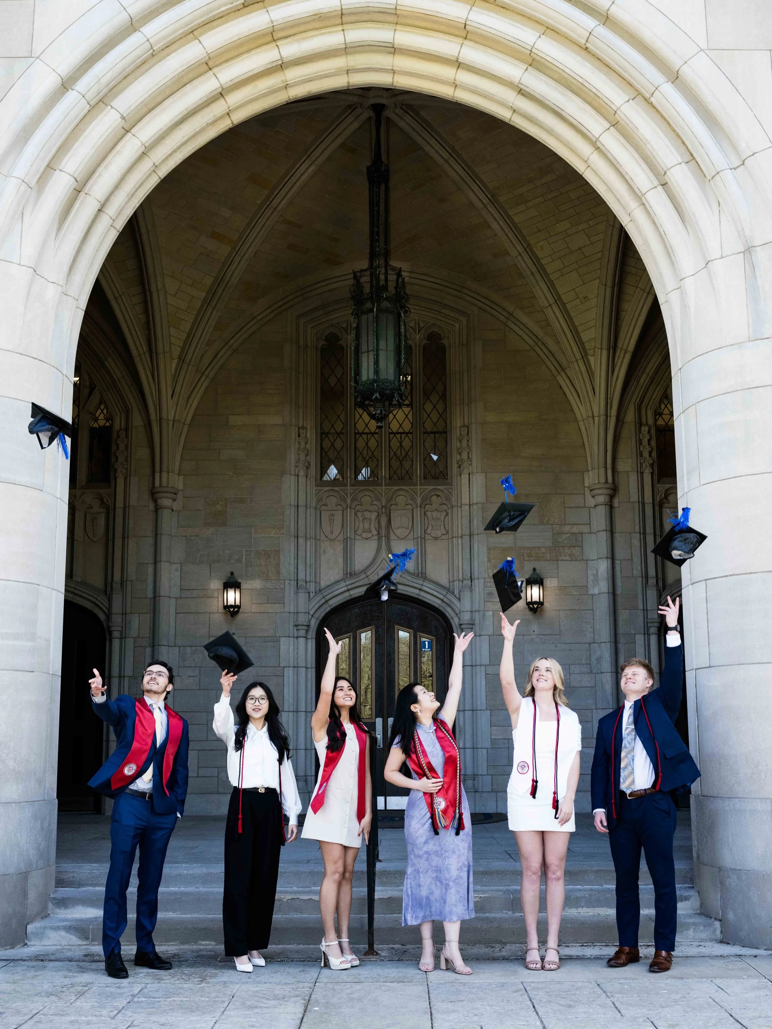 Congratulations to the graduates! It was wonderful to meet all the members of Beta Alpha Psi @uoftoledo and document their whole group.

@_betaalphapsi @marygstalder 
#graduationphotos #universityoftoledo #betaalphapsi #accountingstudent #toledophoto