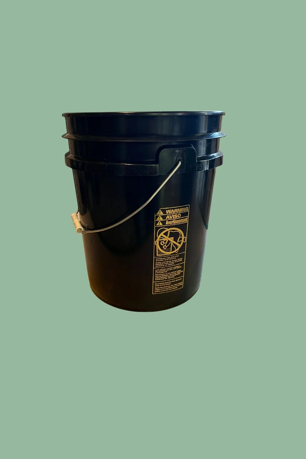 black_un_rated_liquid_pail_plastic_containment_blackweld_black_card_llc.jpg