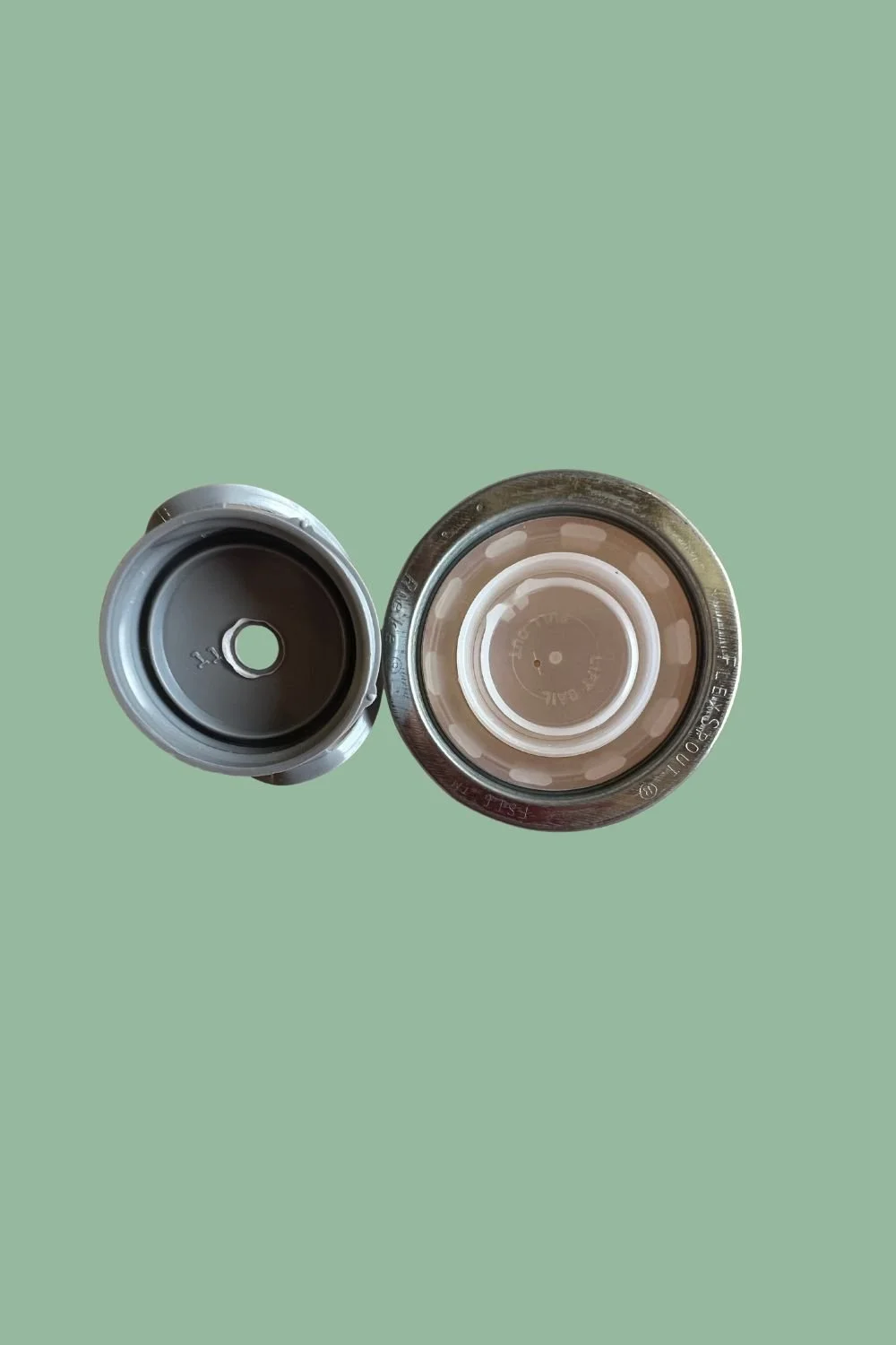 rieke_flex_spout_lids_containment_vented_blackweld_black_card_llc.jpg