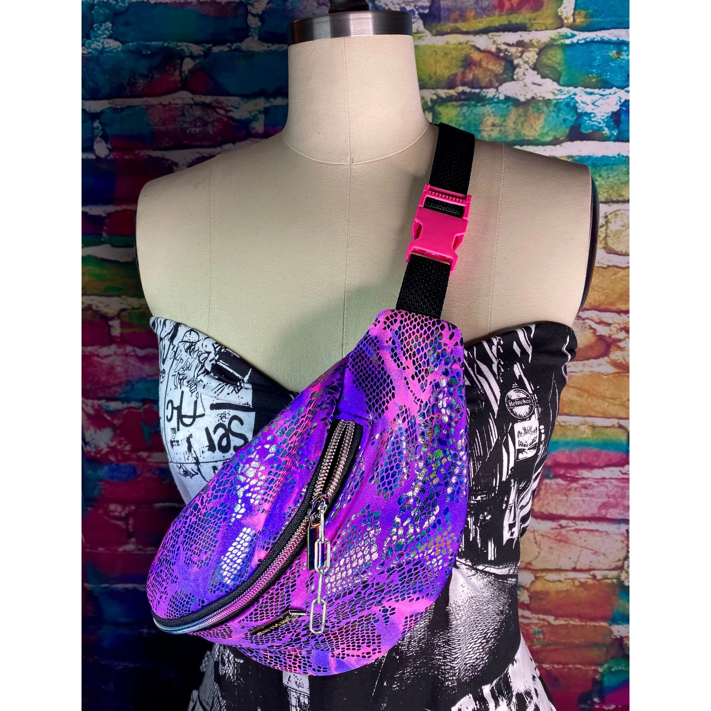 'VIOLET VENOM' fanny pack/crossbody