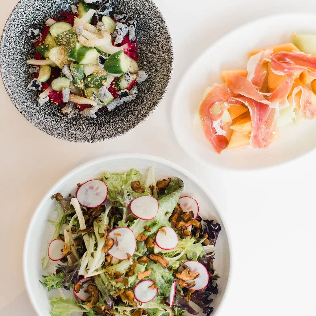 Light, bright, and full of all that good energy! 🥬🍈🥒🫜