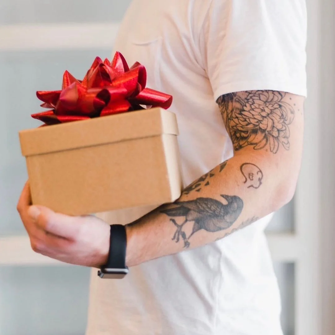 Henry&rsquo;s Ten Days of Giveaways - DAY TWO! Win not one, but TWO x $100 gift certificate to our friends @radioblocktattoo! Get one, give one! 🖊​​​​​​​​
​​​​​​​​
How to win? Easy! Tag the person you want your next matching tattoo with and make sur