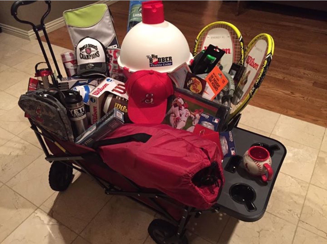 Basket by Mercy Orthopedic Hospital. Retail Value: $1095.00