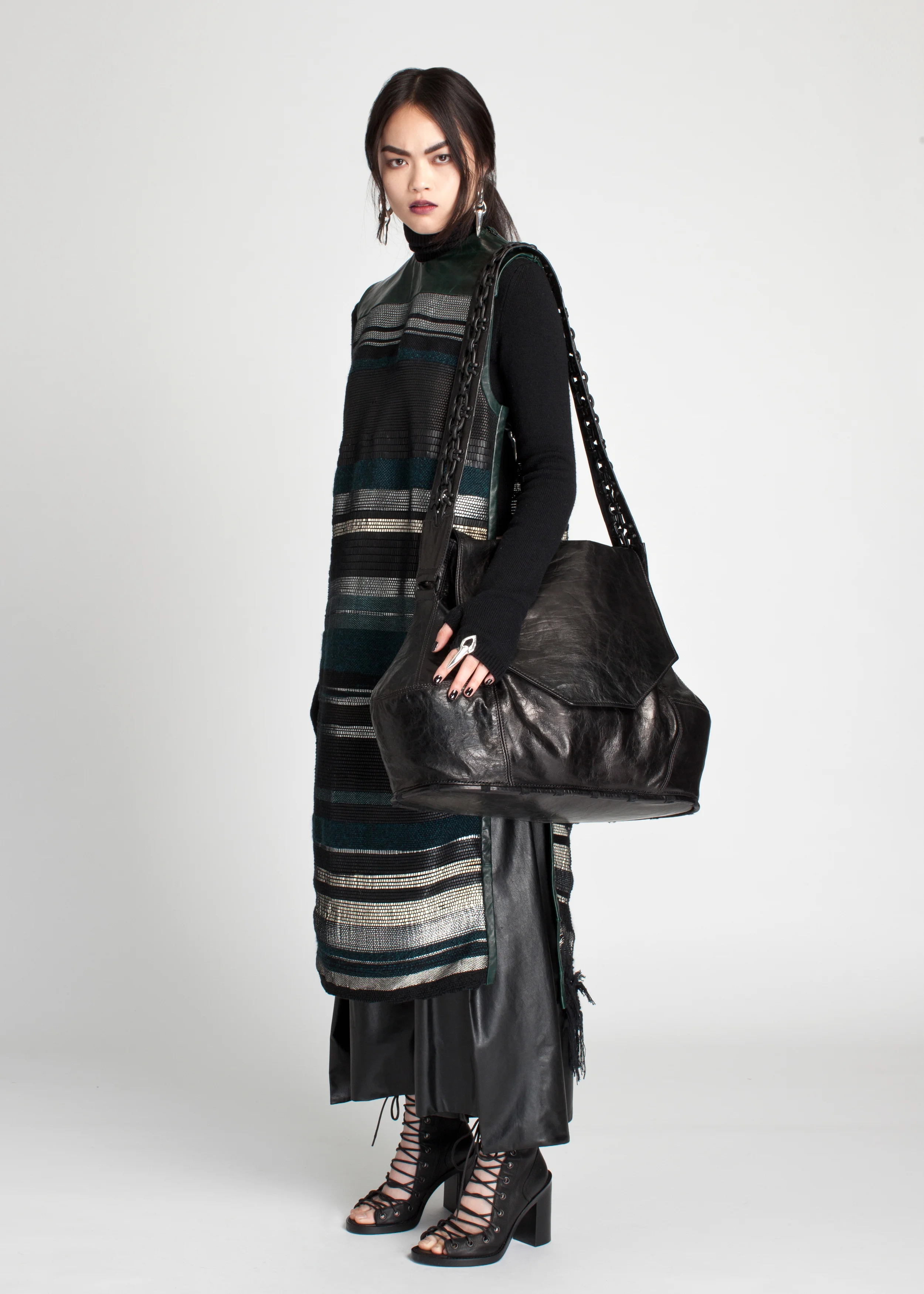 Victoria_Lookbook_Look6_052.jpg