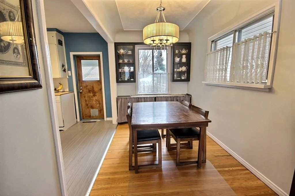 Listing photo from realtor.ca