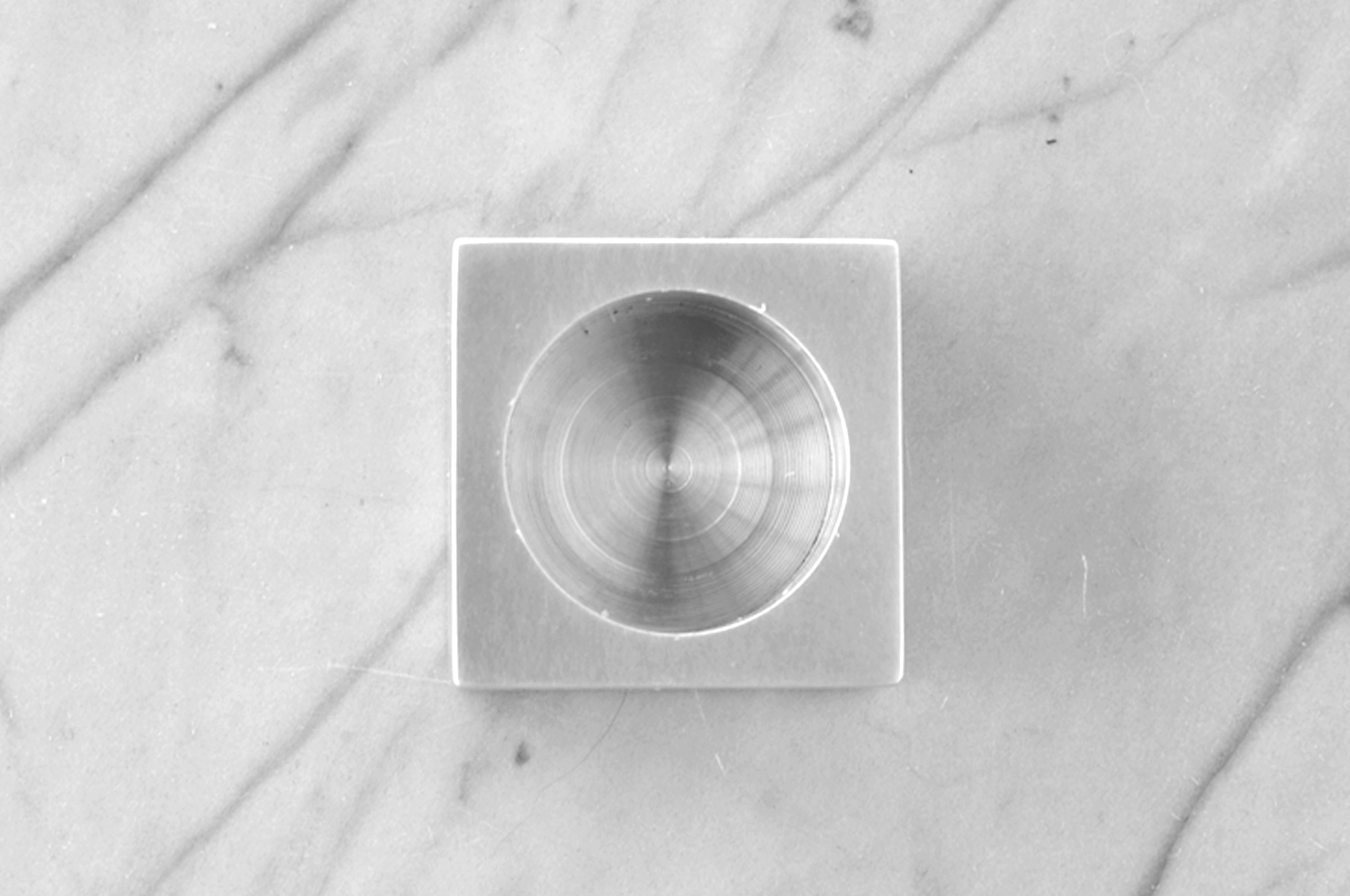 Photo 14/ Aluminum Tea Light Holder