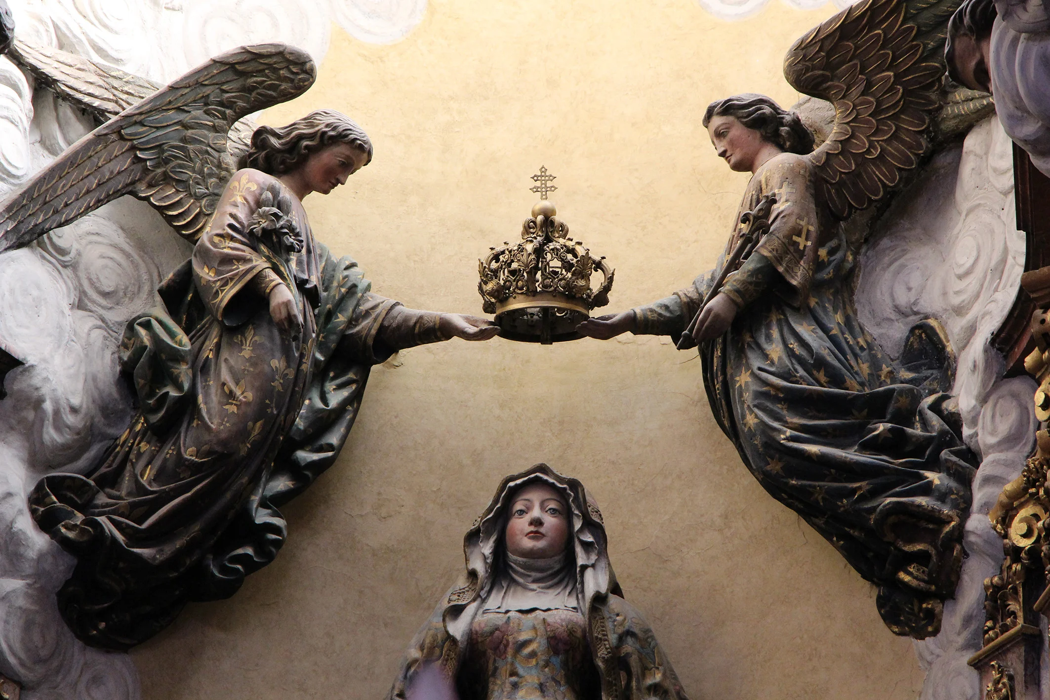 La couronne de Notre-Dame de Bonsecours : l’œuvre d’Alfred Daubrée