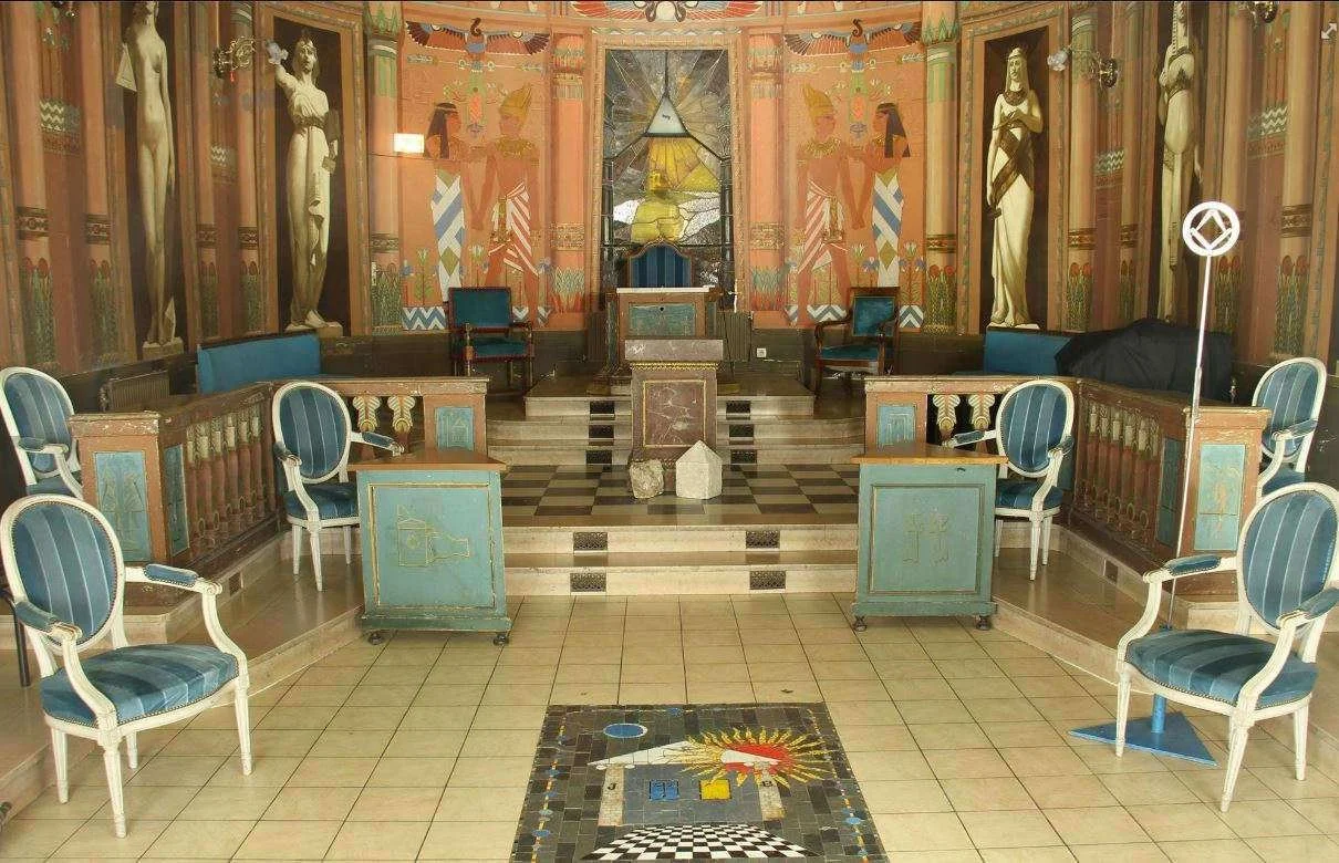       Par J.C; Couturier 
 2 groupes de 20 personnes
14h30 et 15h30 
 Rendez-vous au 15 rue Drouin à Nancy 
 ** 
 Sur réservation auprès du secrétariat de la SHLML 
 ** 

     