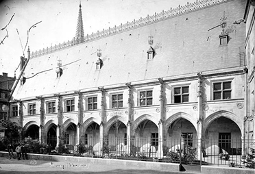 Le palais ducal au travers du Musée lorrain : souvenir et affirmation de la Lorraine 
