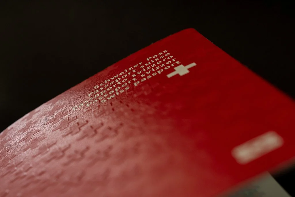 Naturalizzazione svizzera: meno barriere e più inclusione