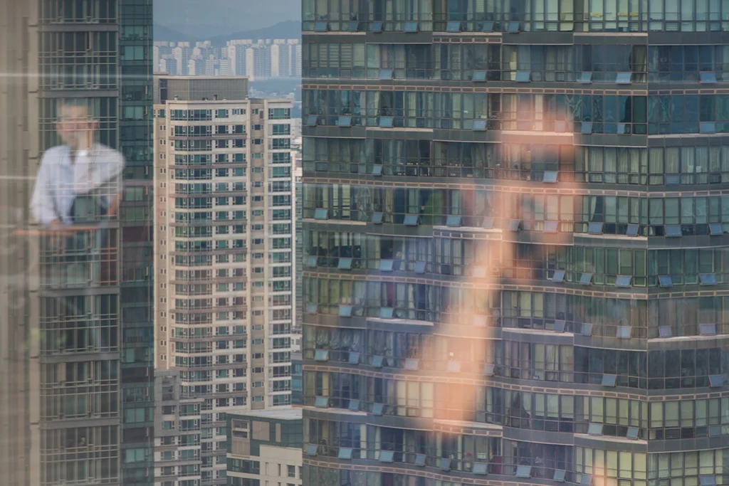 En milieu urbain, il n’y a plus que des tours. À songdo, il n’y a aucune maison individuelle. © Stéphanie Buret / juillet-août 2016