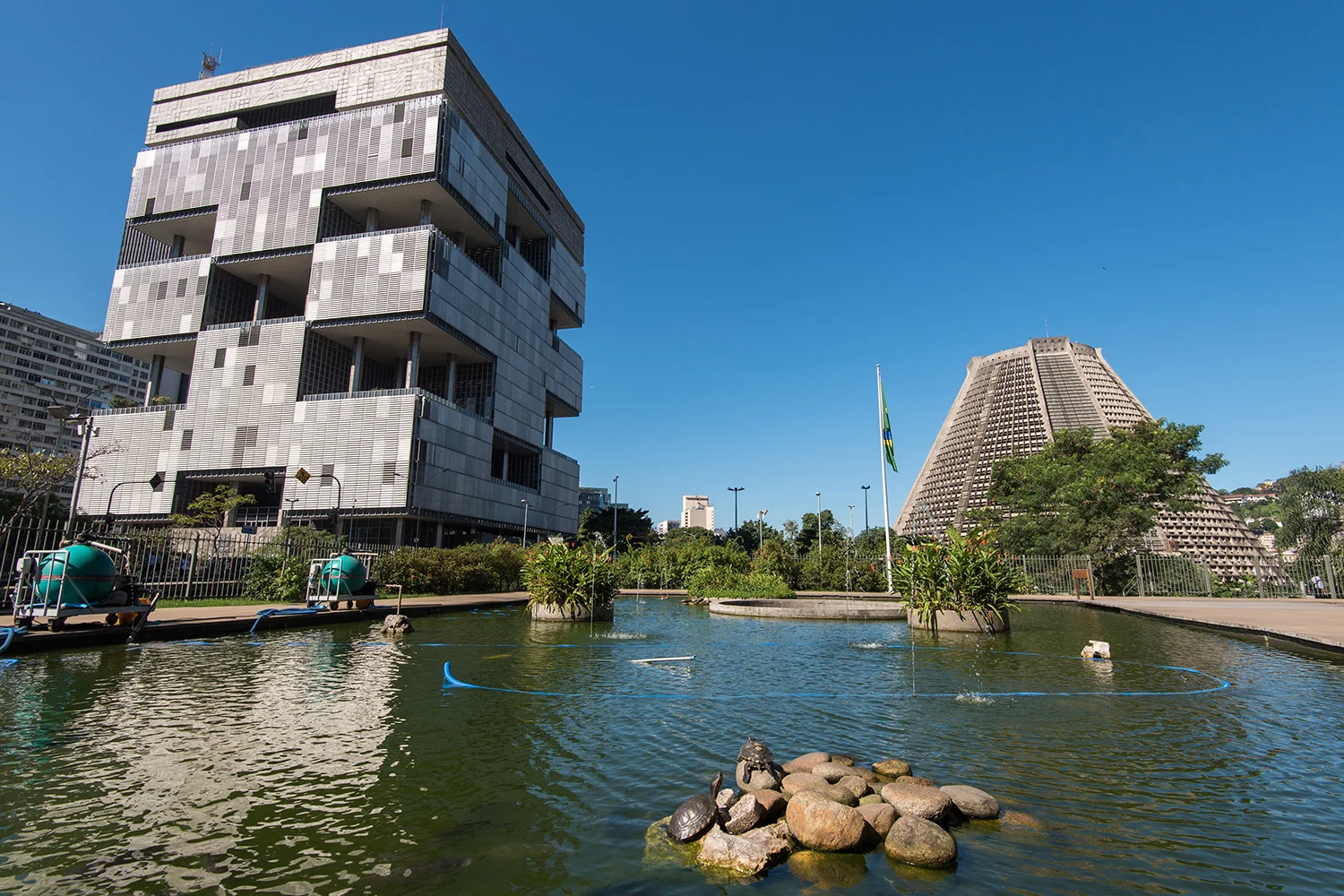 Avant que le scandale éclate, le siège de Petrobras à Rio de Janeiro ressemblait à un havre de paix. © Charlotte Julie / Archives