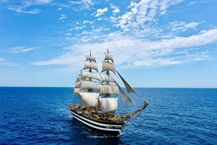 L’eccellenza italiana gira il mondo sull’Amerigo Vespucci, la nave più bella del mondo