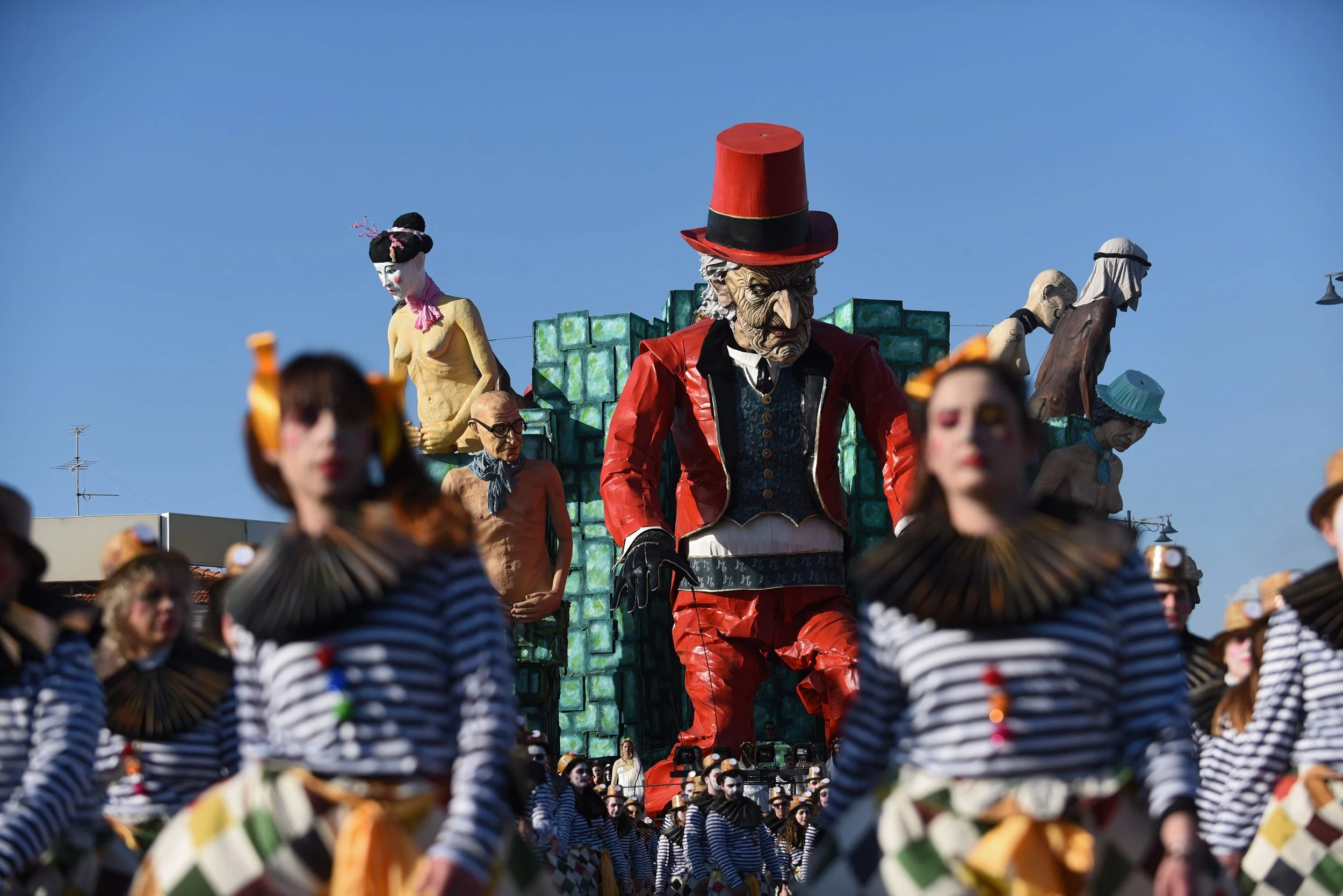 Il Carnevale di Viareggio festeggia 150 anni di arte, allegria e creatività