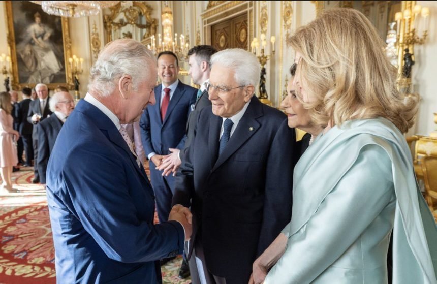 Carlo III incoronato re, il suo legame speciale con l’Italia