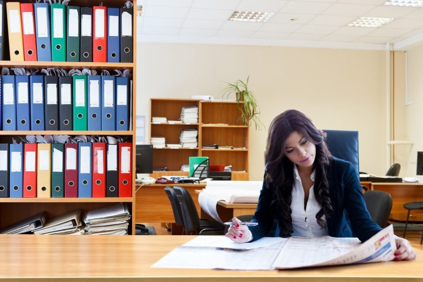 Famiglia, lavoro, pensione: la posizione femminile è troppo debole