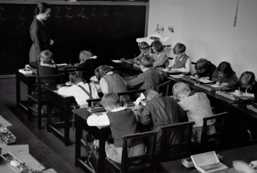 Piccoli italiani a scuola nella Svizzera degli anni Sessanta e Settanta