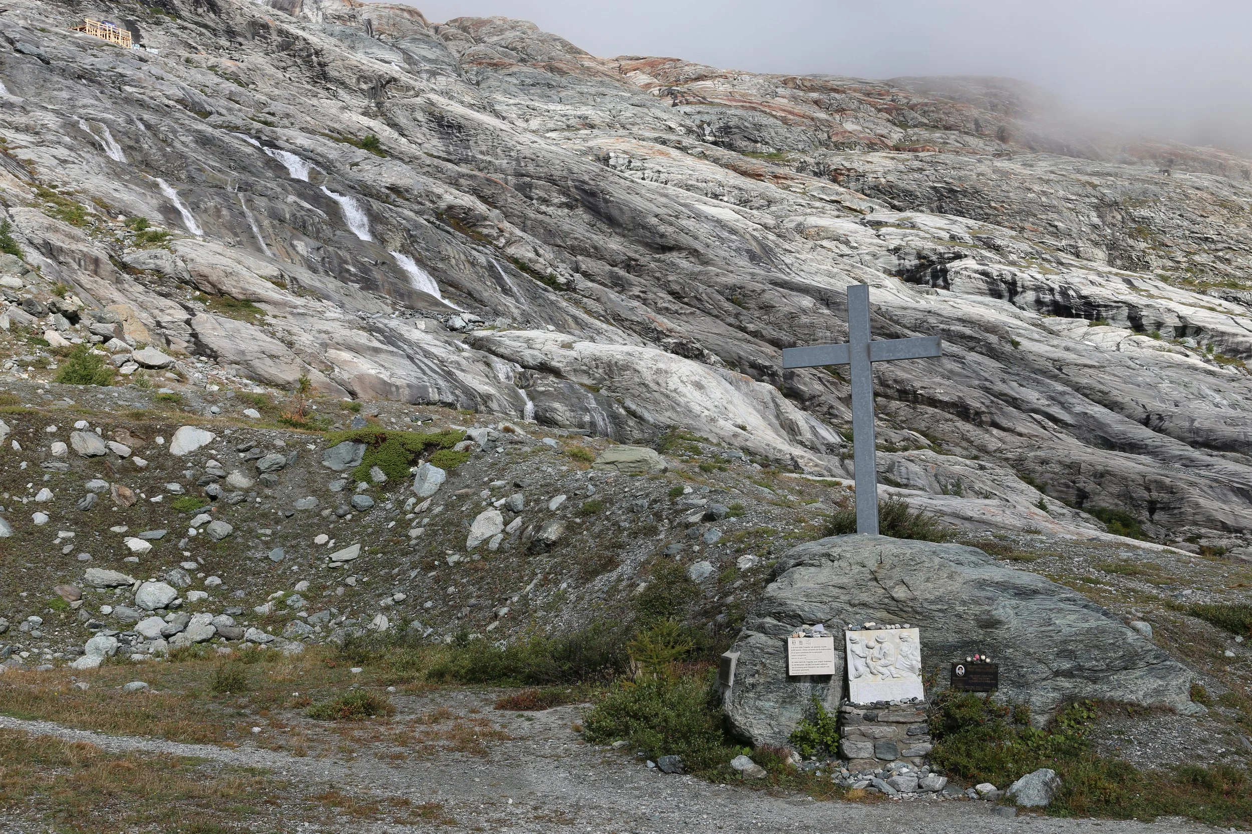 Mattmark, dopo 60 anni le scuse, assente la Svizzera ufficiale