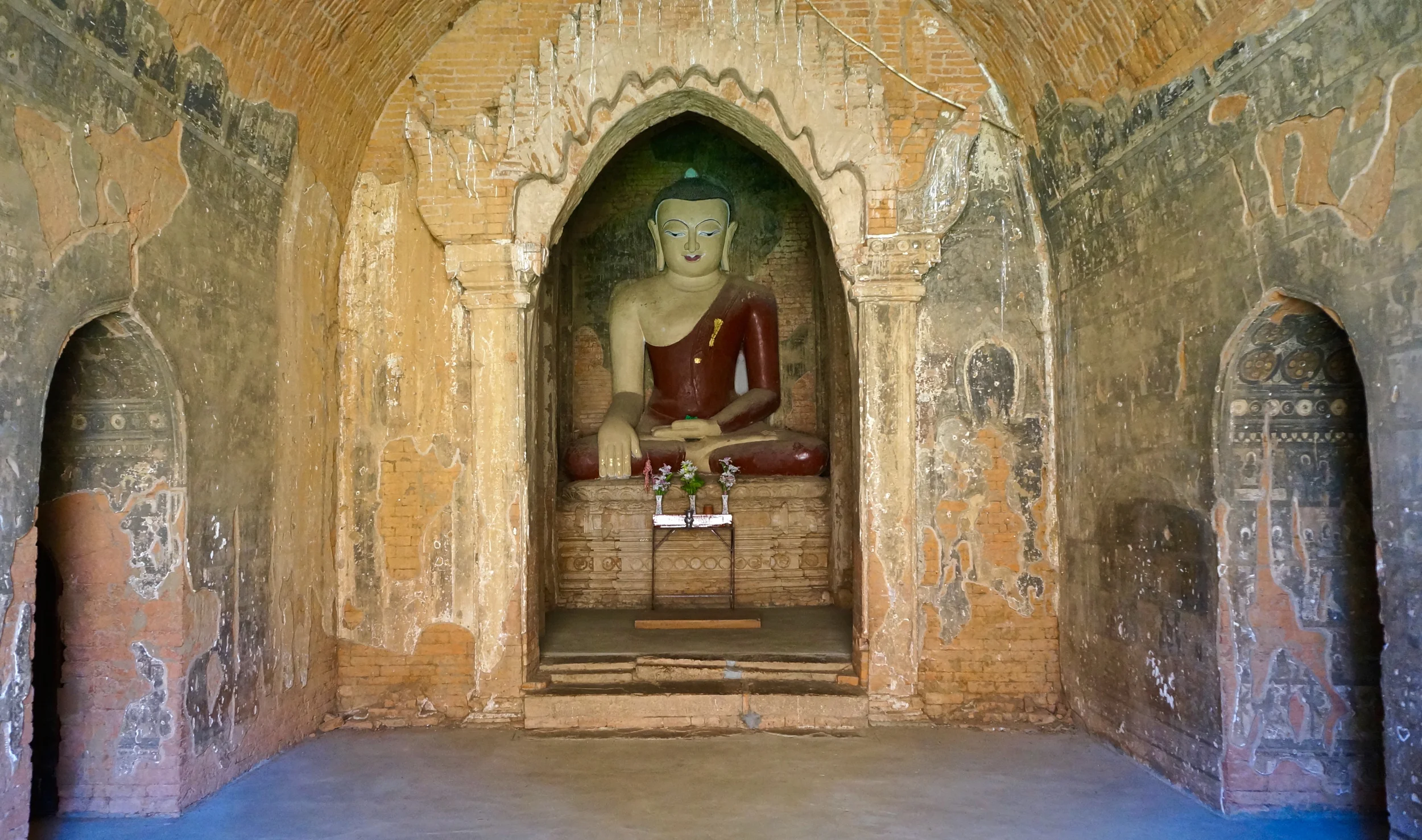  Abandoned temple, Bagan, Myanmar. 