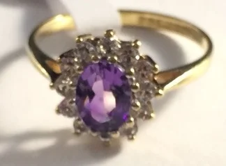 9ct Cubic Zirconia & Purple Stone Ring ref P5062 - £39c.jpg