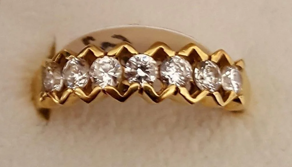 14k 7Stone Cubic Zirconia Ring (P half)(p3758) £95.jpg