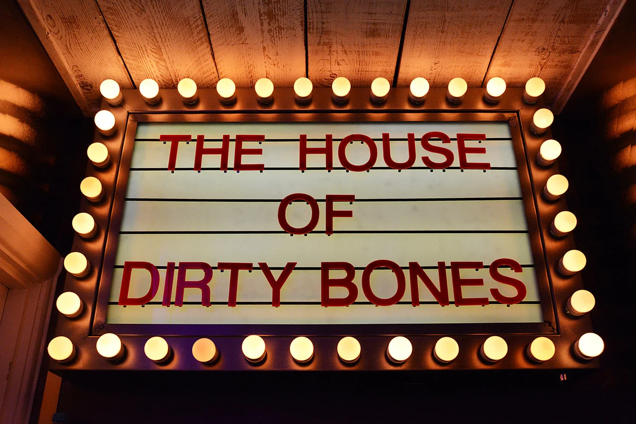 Dirty Bones, The Dogs are in Town