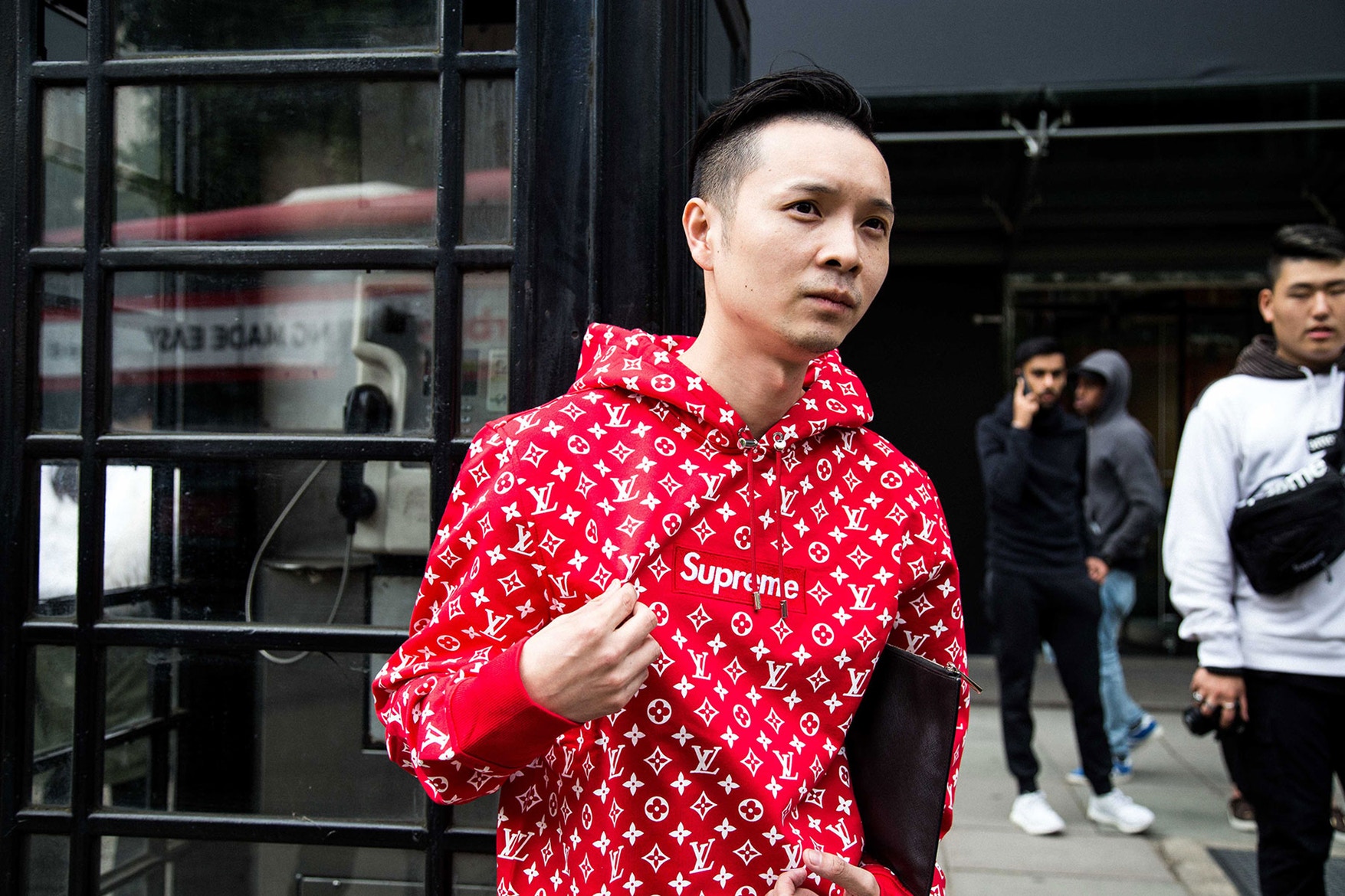 supreme lvmh