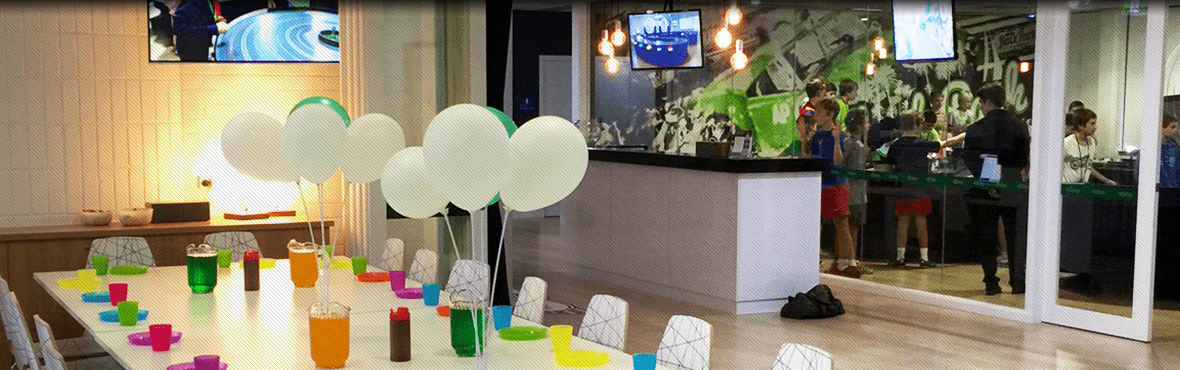 Race+Party+Children's+Party+from+the+Monaco+lounge-min.png