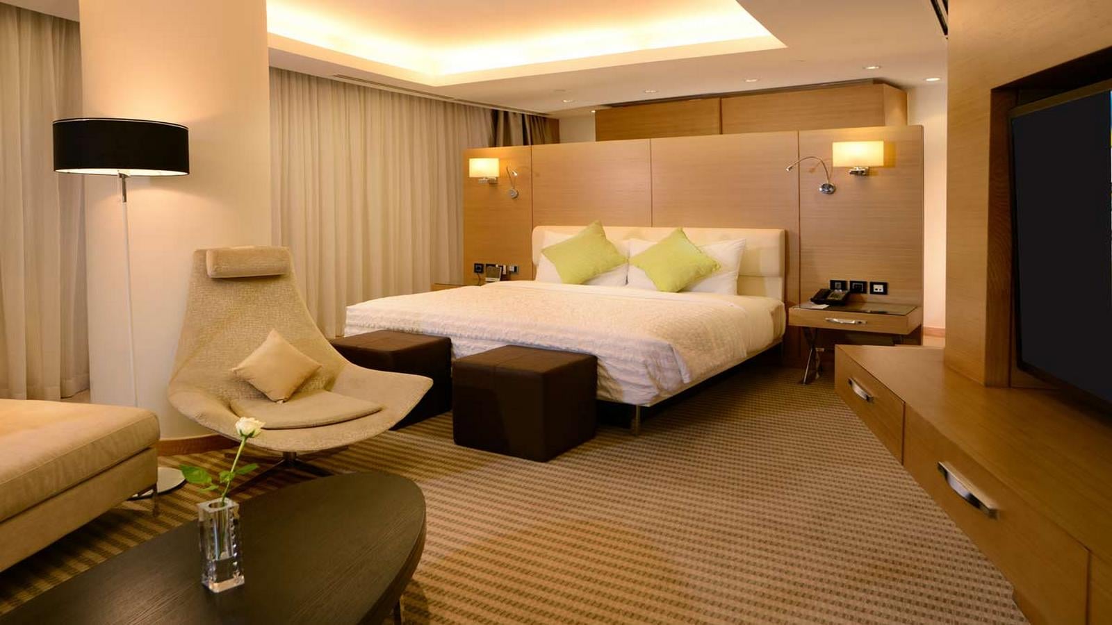 Panoramicsuitebedroom1.jpg